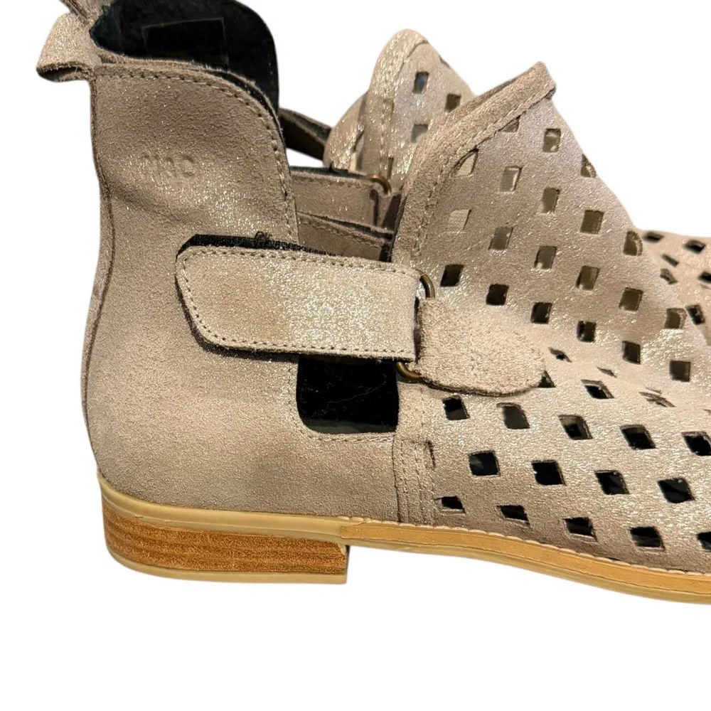 Musse & Cloud Calia Suede-Leather Bootie Stylish Tan Women's Sandals Shoes